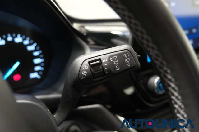 FORD Fiesta usata, con Bluetooth