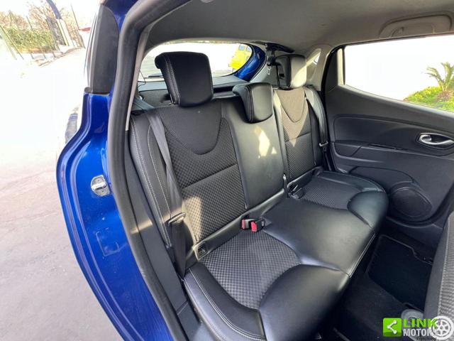 RENAULT Clio usata, con Volante in pelle