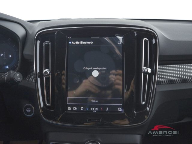VOLVO XC40 usata 13
