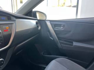 TOYOTA Auris usata 31