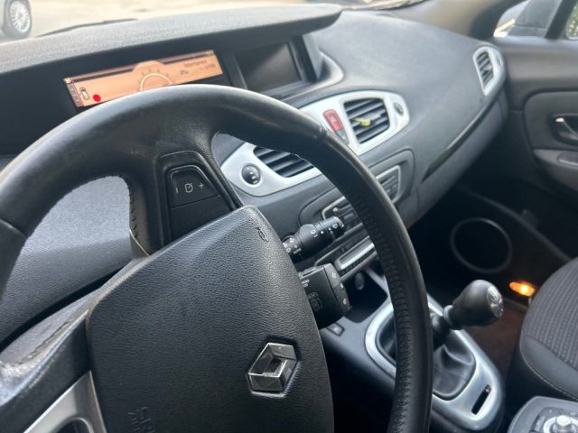 RENAULT Scenic usata, con Airbag laterali