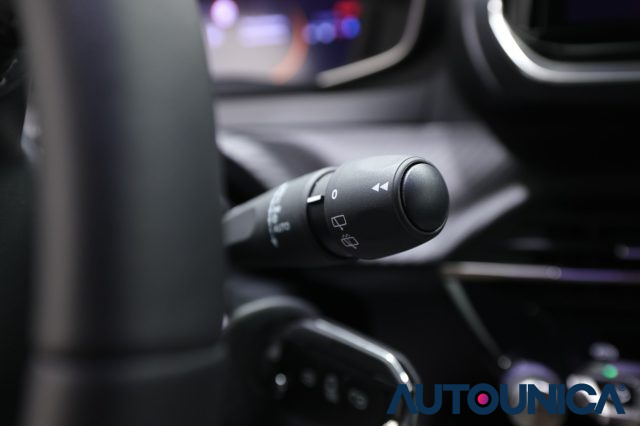 PEUGEOT 2008 usata, con Controllo vocale