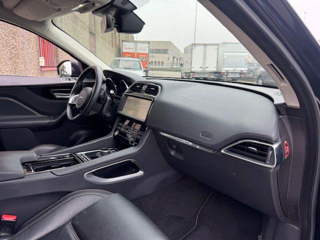 JAGUAR F-Pace usata, con Controllo trazione