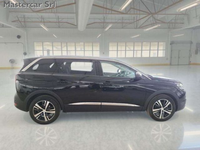PEUGEOT 5008 usata, con Chiusura centralizzata