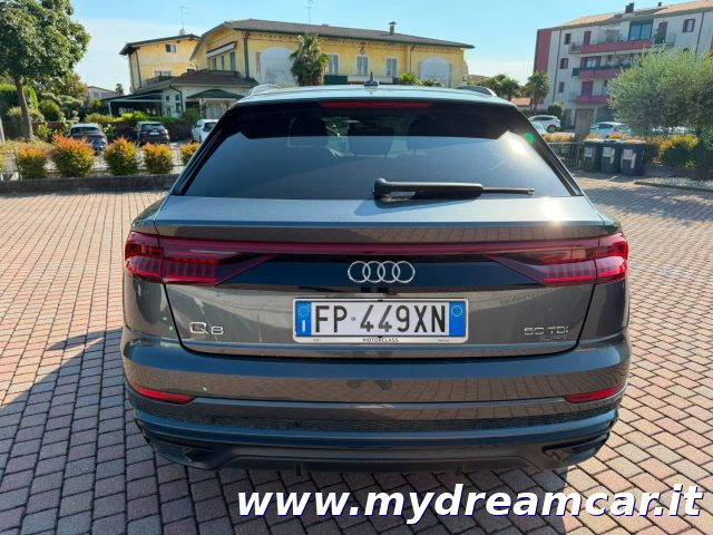 AUDI Q8 usata, con Autoradio digitale