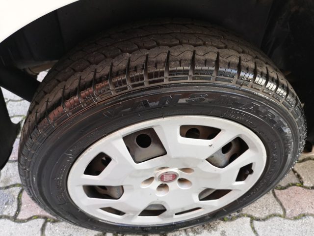 FIAT Doblo usata, con Pneumatici estivi