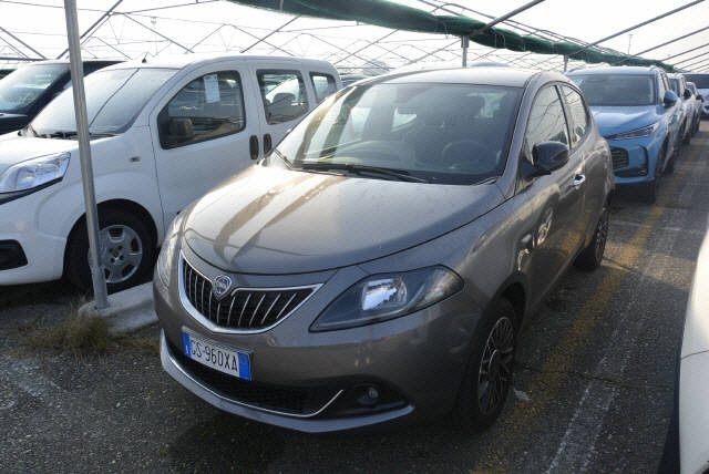 LANCIA Ypsilon usata, con Airbag