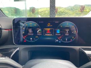 MERCEDES-BENZ A 180 usata, con USB