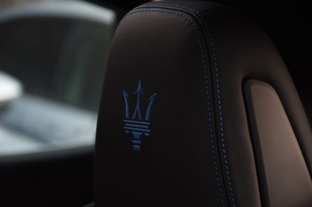 MASERATI Levante usata, con Tettuccio apribile