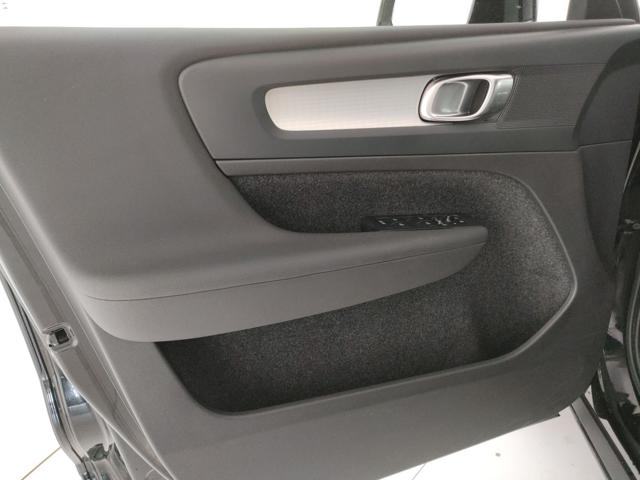 VOLVO XC40 usata, con Controllo automatico clima