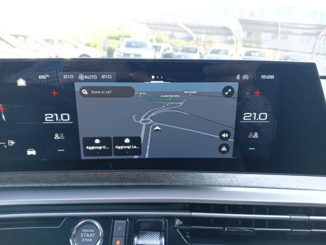 PEUGEOT 3008 usata, con Leve al volante