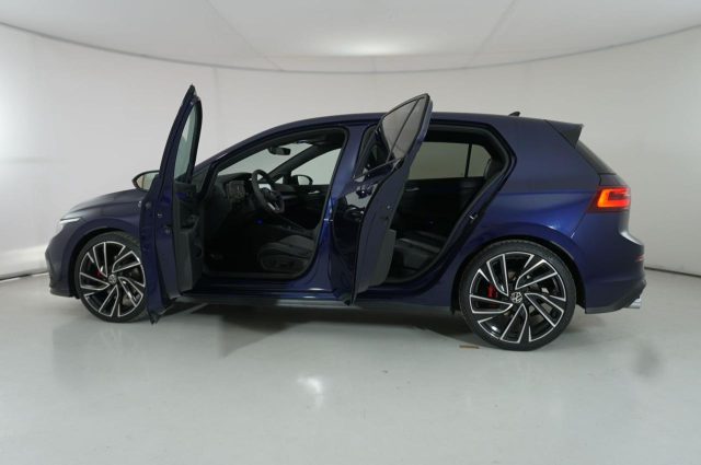 VOLKSWAGEN Golf GTD usata, con Volante multifunzione