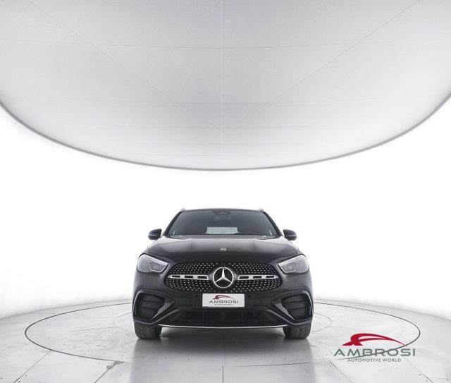 MERCEDES-BENZ GLA 200 usata 4