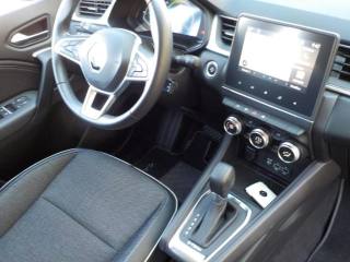 RENAULT Captur usata, con Volante in pelle