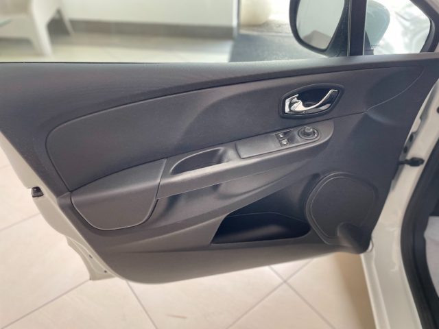 RENAULT Clio usata, con Luci diurne LED
