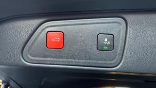 PEUGEOT 3008 usata, con Touch screen