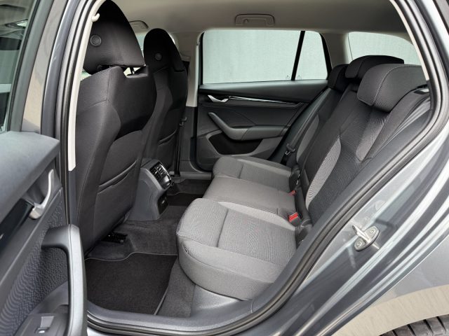SKODA Octavia usata, con Alzacristalli elettrici