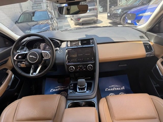 JAGUAR E-Pace usata, con Climatizzatore