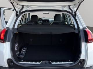 PEUGEOT 2008 usata, con Specchietti laterali elettrici
