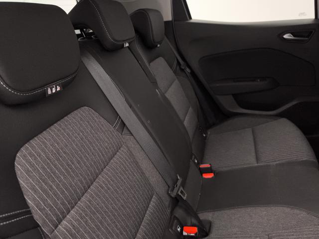 RENAULT Clio usata, con Autoradio digitale