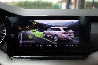 SKODA Octavia usata, con Fari di profondità antiabbagliamento