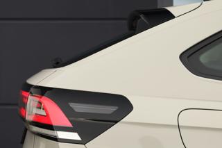 VOLKSWAGEN Taigo usata, con Luci diurne LED