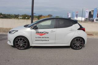 TOYOTA Yaris usata, con Cerchi in lega