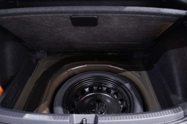 VOLKSWAGEN Taigo usata 31