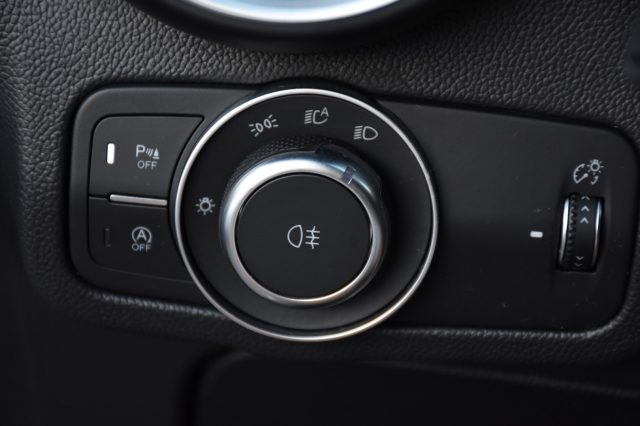 ALFA ROMEO Stelvio usata, con Controllo elettronico della corsia