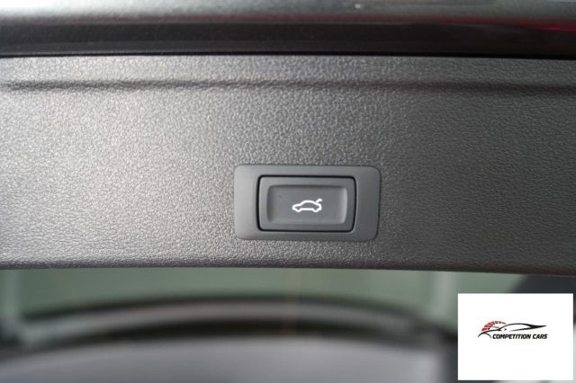 AUDI A4 usata, con Specchietti laterali elettrici