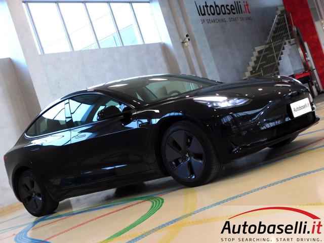 TESLA Model 3 usata, con Luci diurne LED