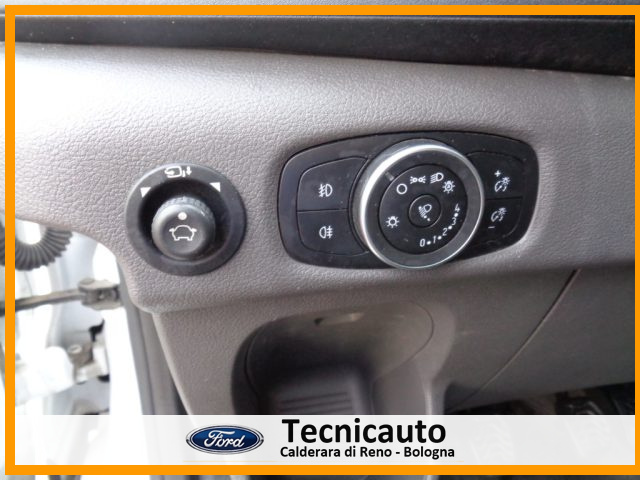 FORD Transit usata, con Sensori di parcheggio posteriori