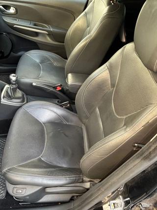 RENAULT Clio usata, con Sedili riscaldati