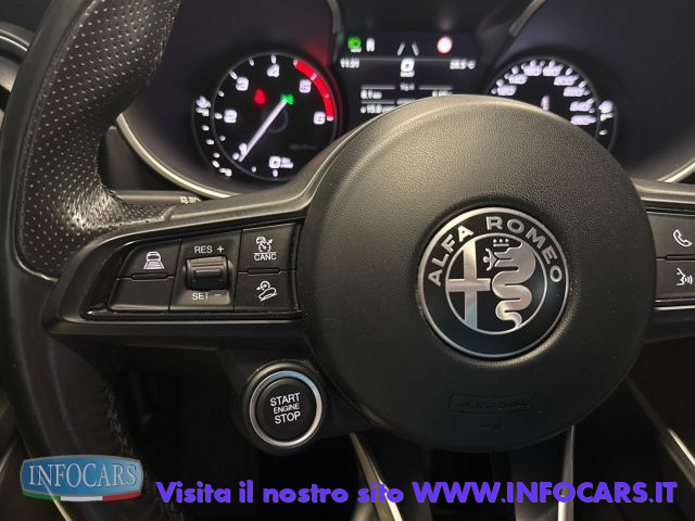 ALFA ROMEO Stelvio usata, con Volante in pelle