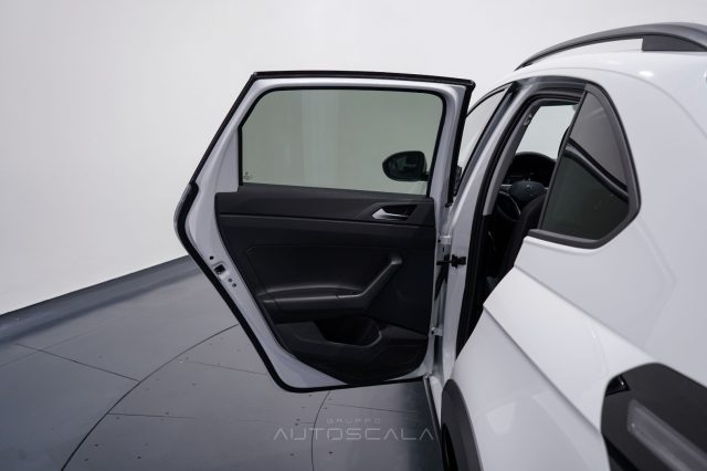 VOLKSWAGEN Taigo usata, con Touch screen
