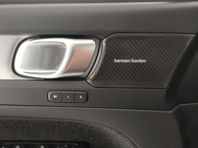 VOLVO XC40 usata, con Sedile posteriore sdoppiato