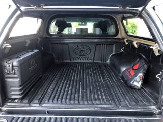 TOYOTA Hilux usata, con Controllo automatico clima