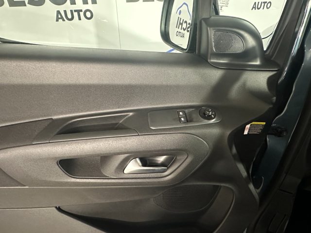 OPEL Combo usata, con Controllo vocale