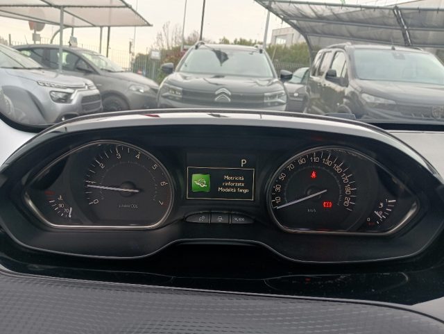 PEUGEOT 2008 usata, con Fari LED