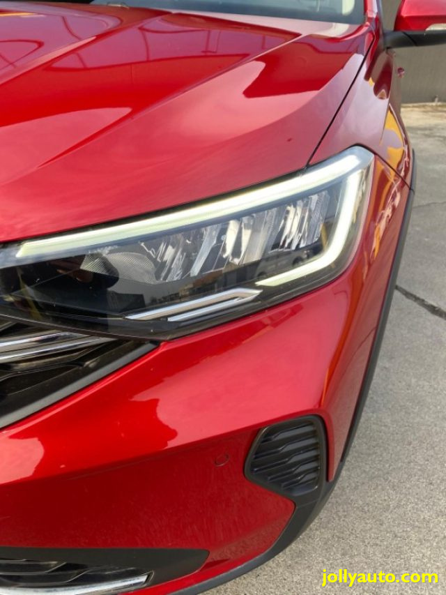 VOLKSWAGEN Taigo usata, con Autoradio