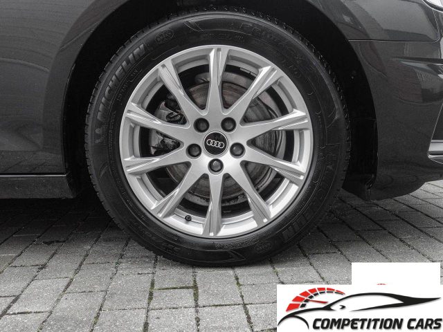 AUDI A4 usata, con Autoradio digitale