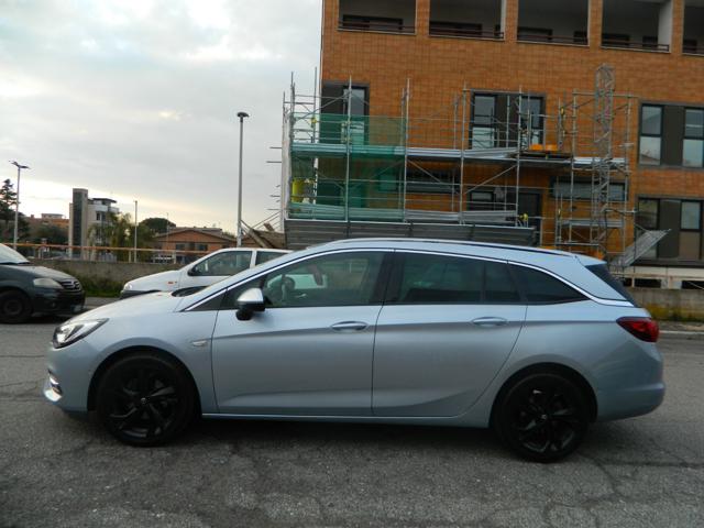OPEL Astra usata, con Boardcomputer