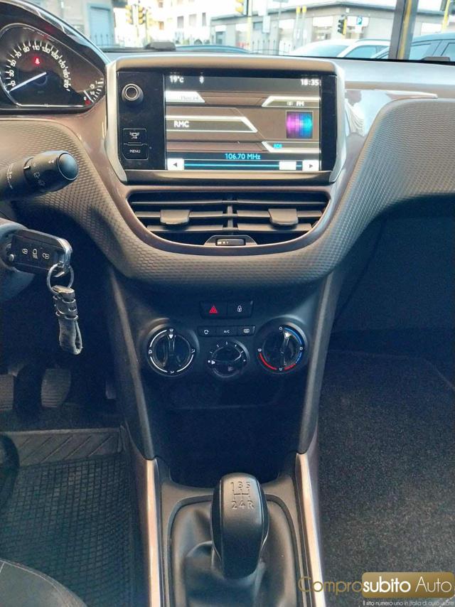 PEUGEOT 2008 usata, con Airbag testa