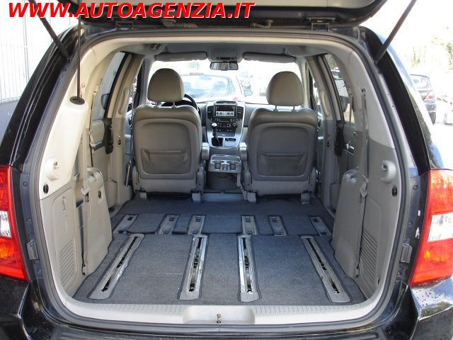 KIA Carnival usata 15