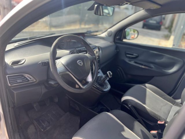 LANCIA Ypsilon usata, con Chiusura centralizzata