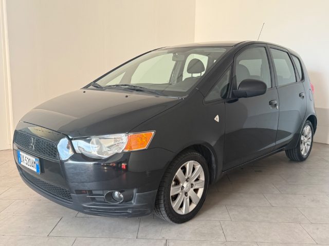 MITSUBISHI Colt usata 1