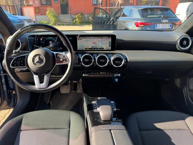 MERCEDES-BENZ CLA 180 usata, con Climatizzatore