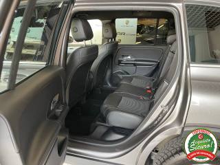 MERCEDES-BENZ GLB 180 usata, con Park Distance Control
