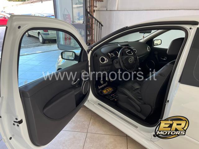 RENAULT Clio usata, con Boardcomputer