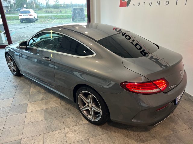 MERCEDES-BENZ C 220 usata, con Chiusura centralizzata